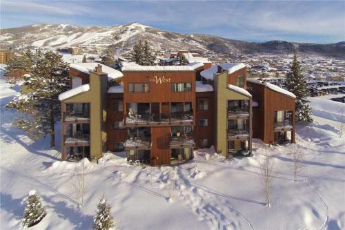 West Condominiums - W3403