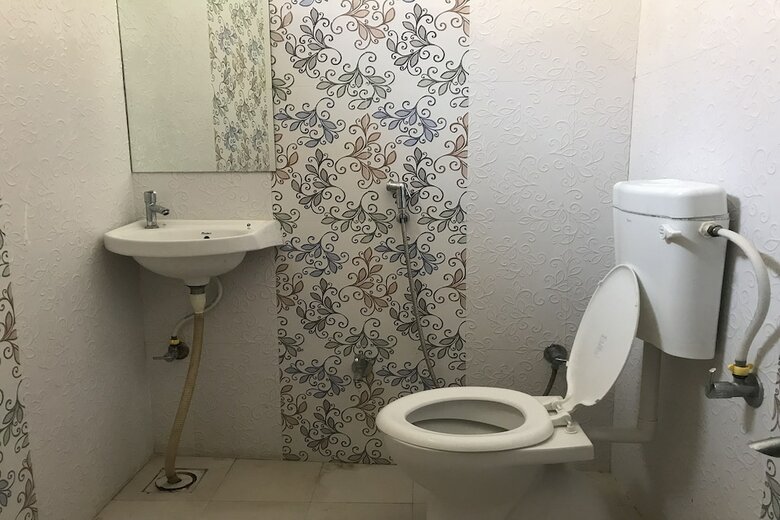 Hotel Oyo 22225 Baba Ramdev