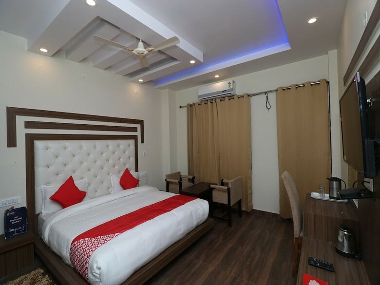 Oyo 23609 Hotel A S Residency