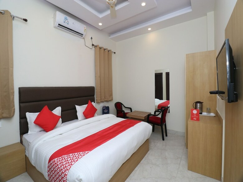 Oyo 23609 Hotel A S Residency