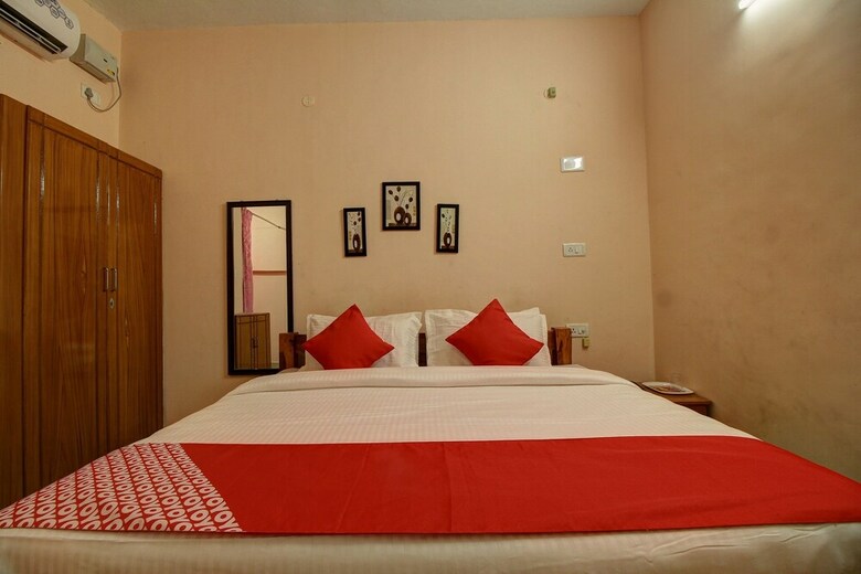 Hotel Oyo 19110 Annapoorna Residency