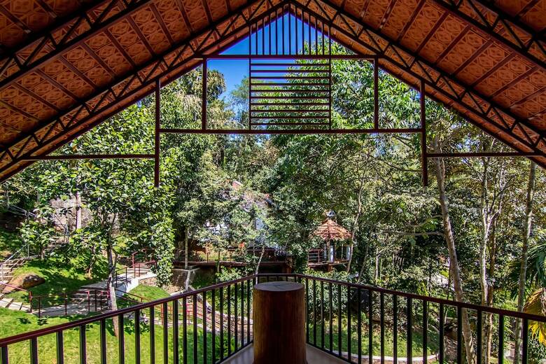 Hotel Edakkal Village Resort
