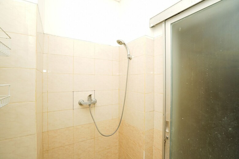 Hostal Oyo 511 Grace Residence
