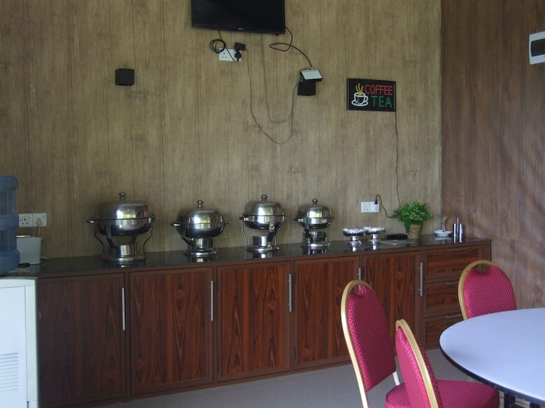 Hostal Mountriver Hotel