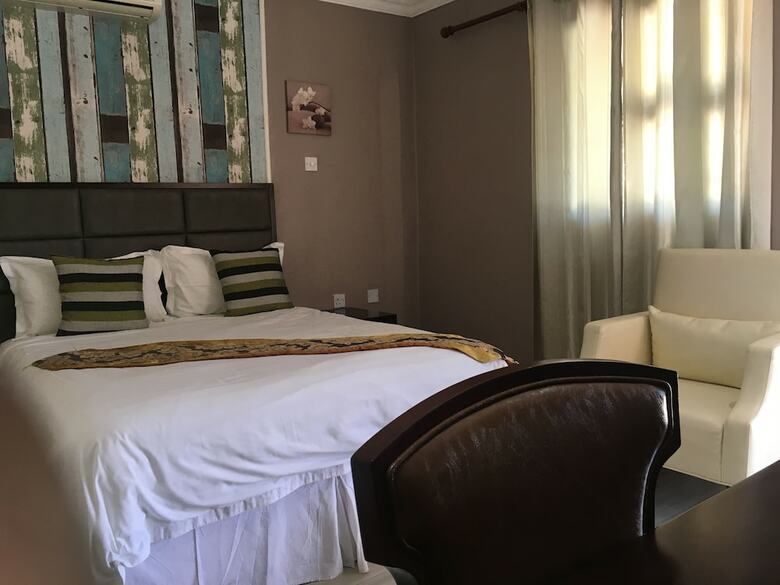 Posada Shumba Lodge