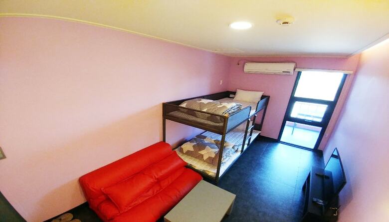 Hostal Suncity Guesthouse - Hostel
