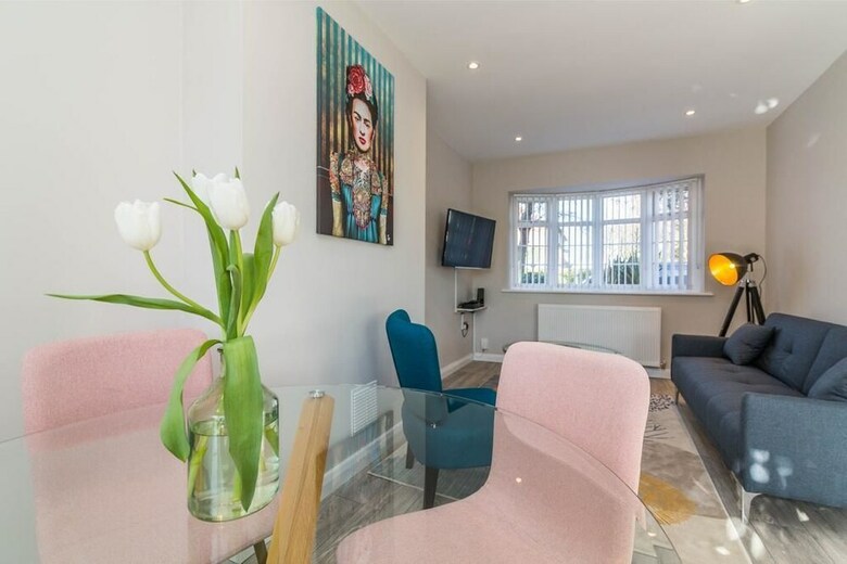 Hotel Woodview House