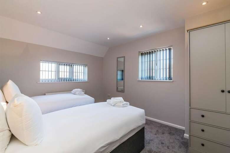Hotel Woodview House