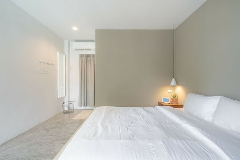 Hotel Sunkiss Pool.bed.cafe