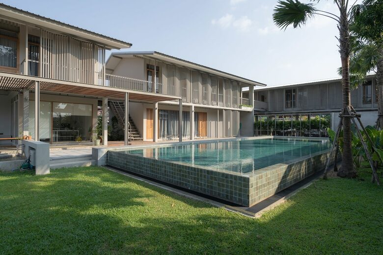 Hotel Sunkiss Pool.bed.cafe