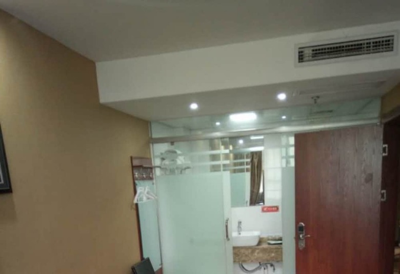 Xiangqing Business Hotel