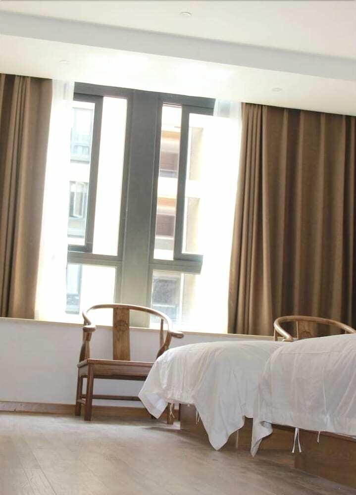 Hangzhou Junyi Hotel