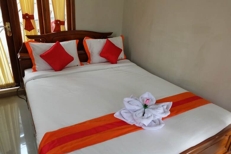 Villa Simply Homy Guest House Unit Umy