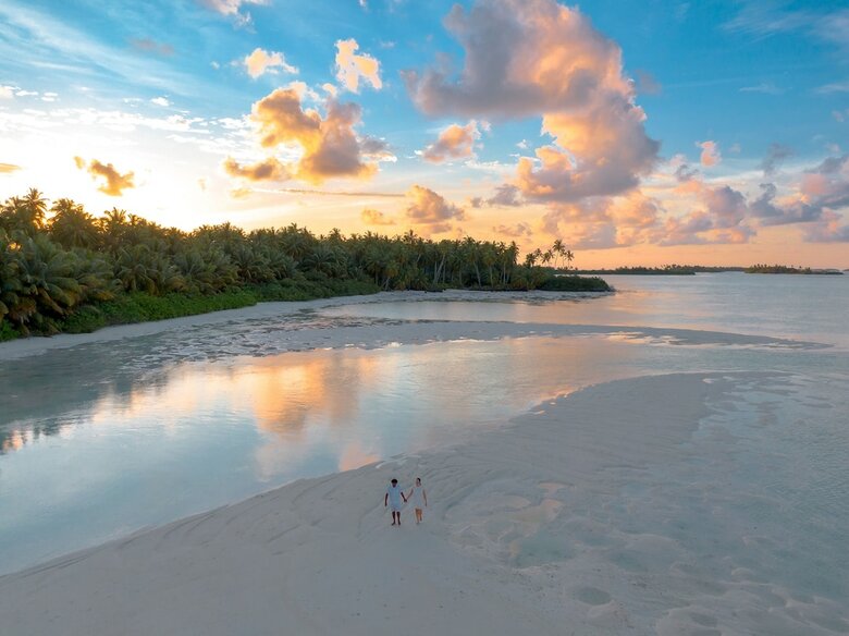 Hotel Rahaa Resort