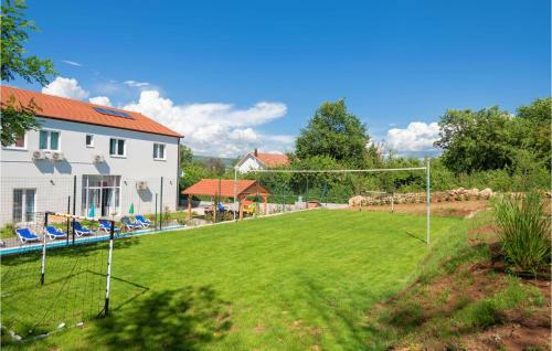 Seven-bedroom Holiday Home In Kamenmost