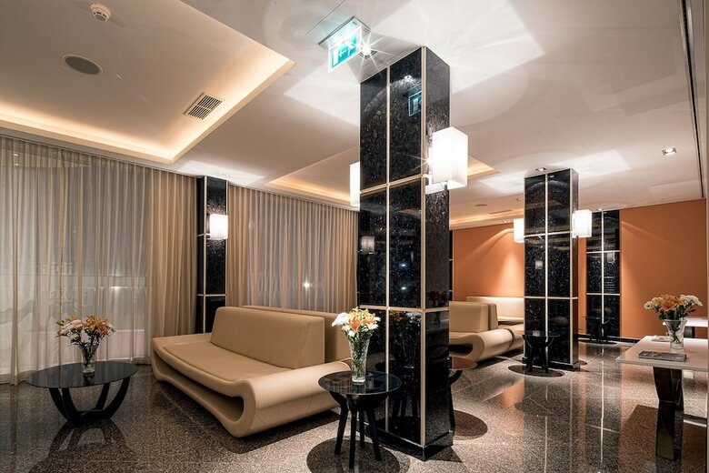 Iu Hotel Luena