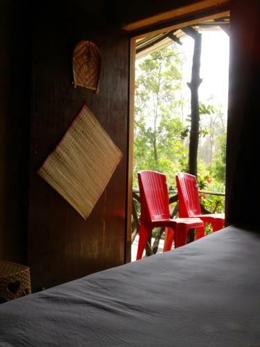 Hotel Roshnai Village Resort