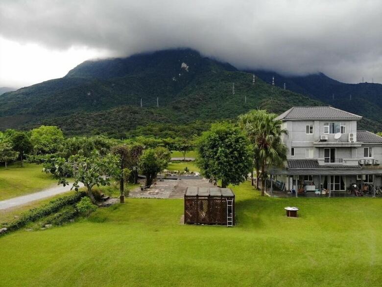 B&B Mountain View