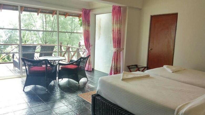 Hotel Sari Pacifica Resort & Spa Sibu Island