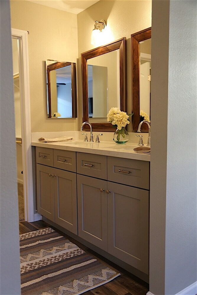 Biltmore Cloisters 2 Br By Casago