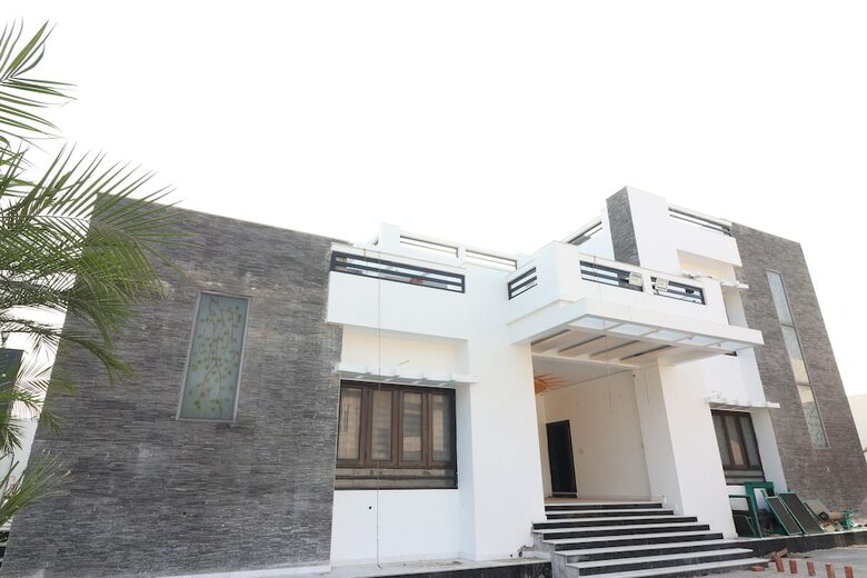 Hotel Utkarsh Villa