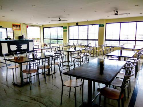 Hotel Arjun Pride