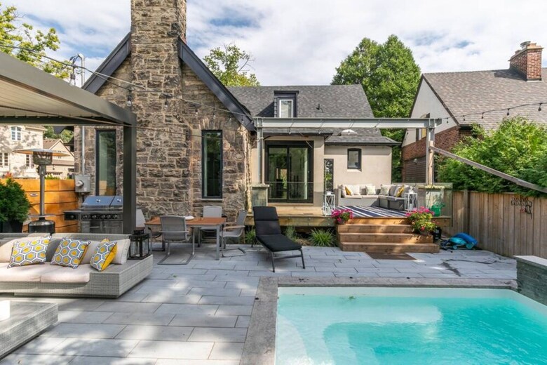 Designer Luxury 5 Bedroom Family Home