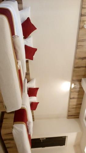 Lodge Galaxy Inn