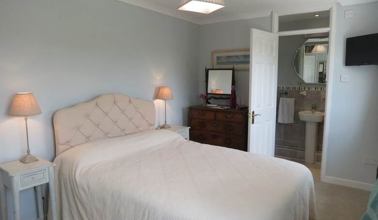 Bed & Breakfast Newmans Lodge