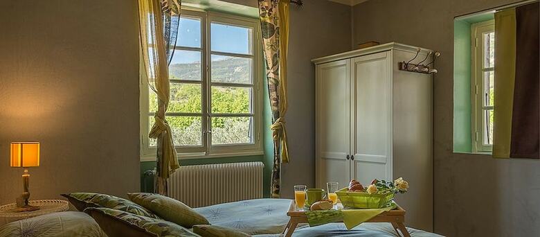 Hotel Hameau D'h�tes La Roseraie Drome