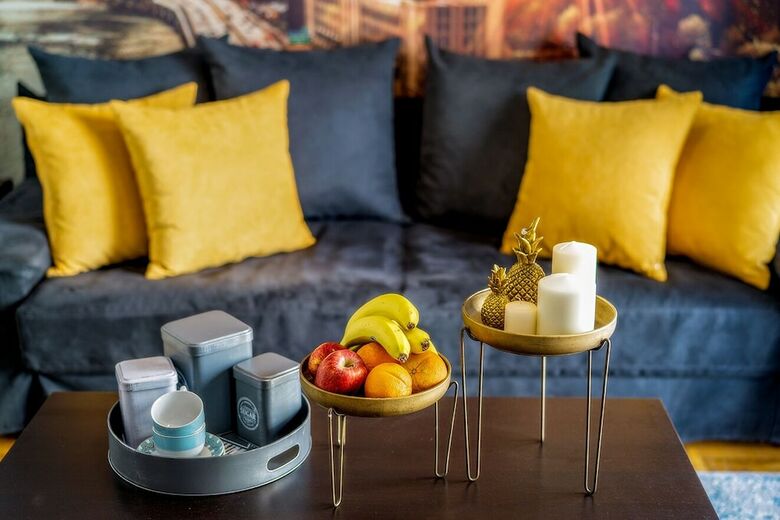 Apartamentos Corona Deluxe Apt (Must)