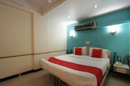 Oyo 23182 Hotel Dhammanagi Comforts