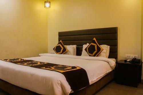 Solitaire Hotel And Resorts