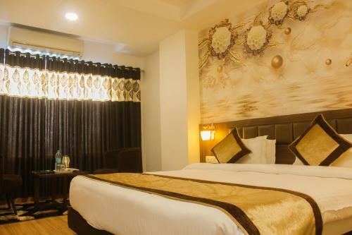 Solitaire Hotel And Resorts