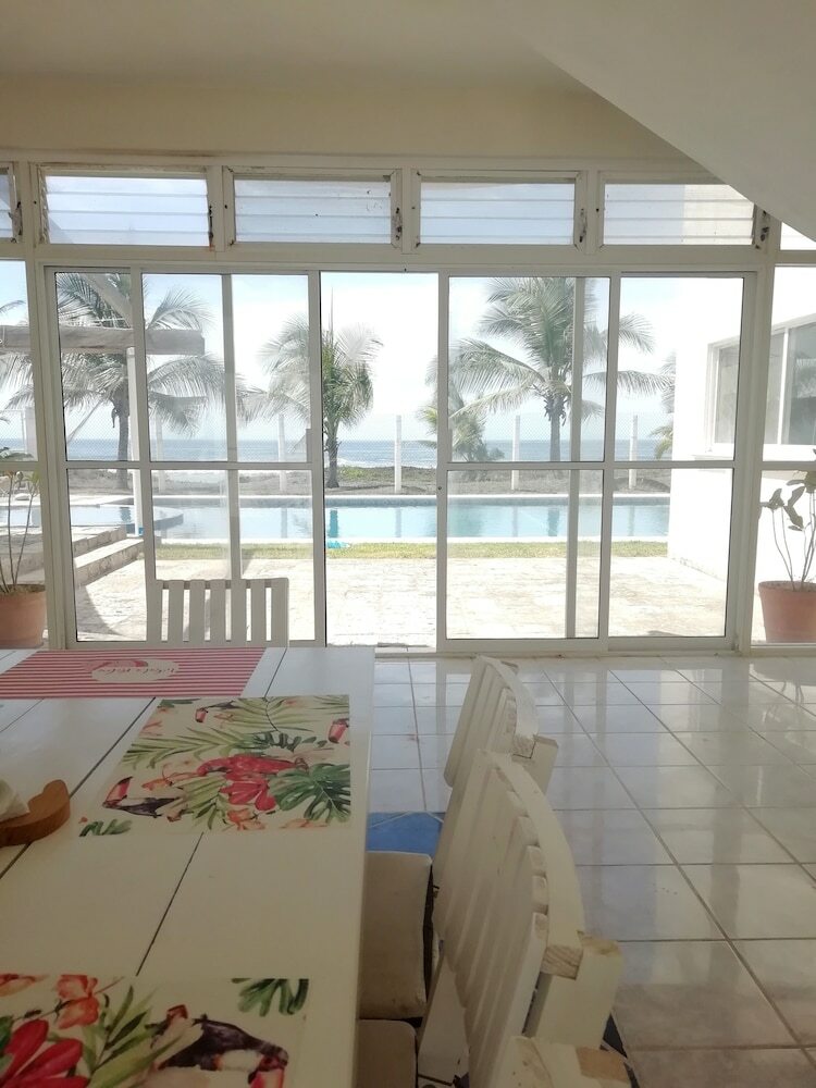 La Casa De La Playa