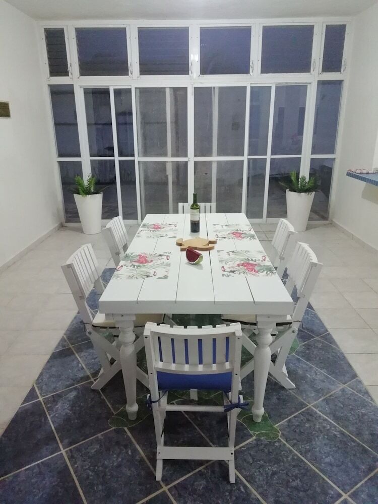 La Casa De La Playa