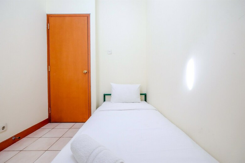 2br Apartment Gading Mediterania Residence With Android Tv