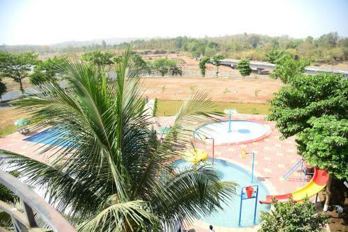 Hotel River Touch Resort