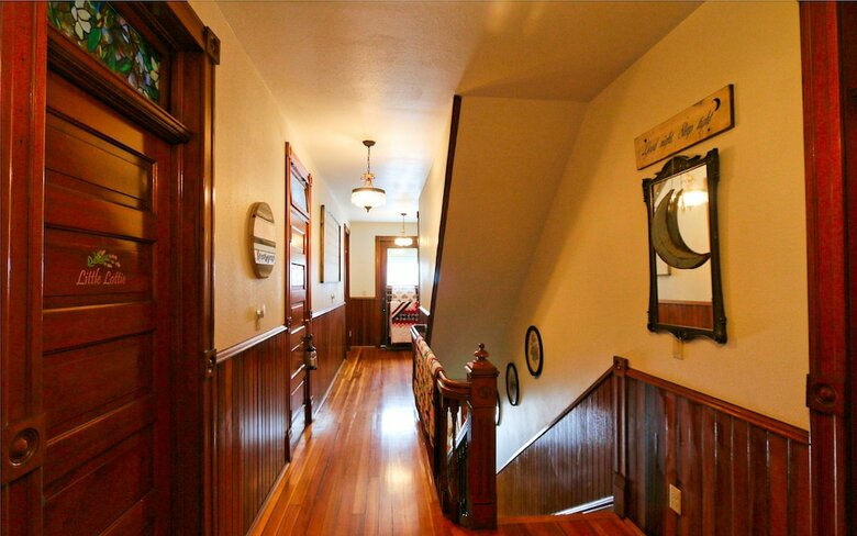 Lavender Fields Inn Bed And Breakfast