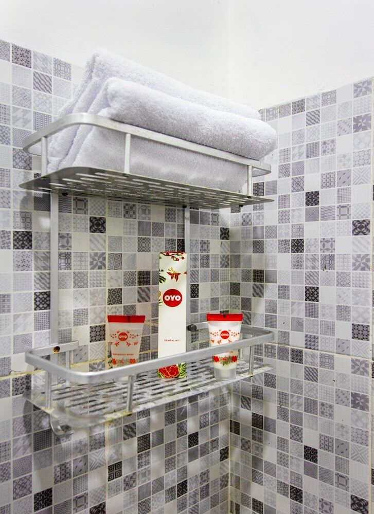 Hotel Oyo 502 Wisma Bukti