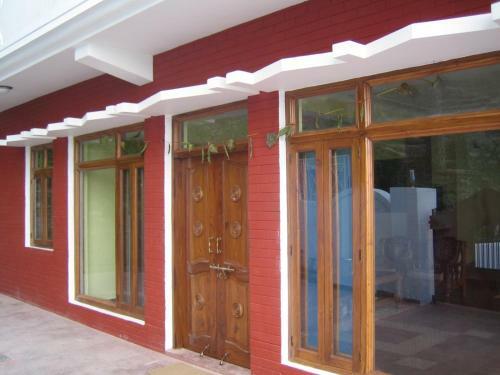 Bed & Breakfast Chandruma Cottage