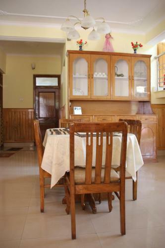 Bed & Breakfast Chandruma Cottage