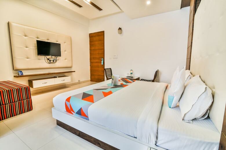 Hotel Fabexpress Behl Regency