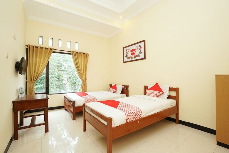 Hotel Oyo 587 Penginapan Sinar Harapan