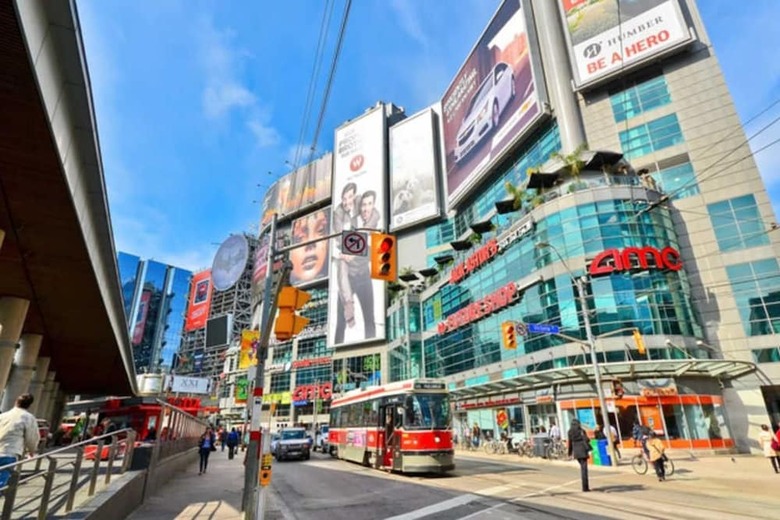 Apartamentos Downtown, Posh Penthouse, Walk Score 95