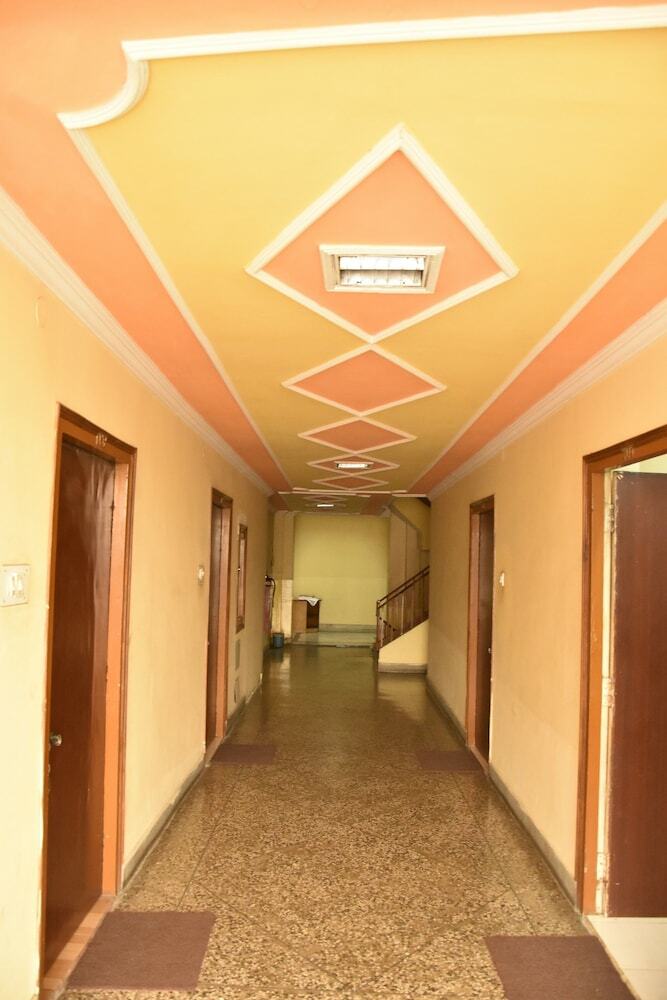 Hotel Park Awadh