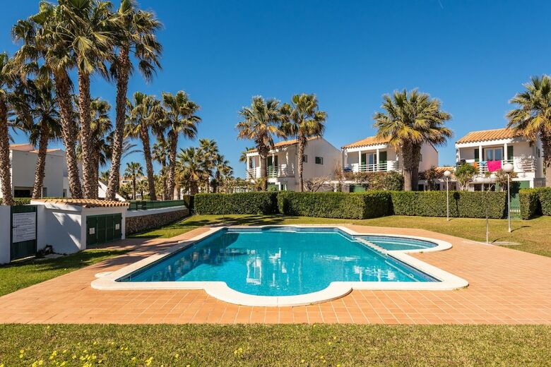 Villa Blanc, 3