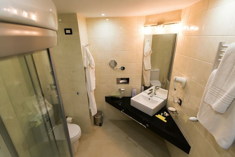 Mira Hotel