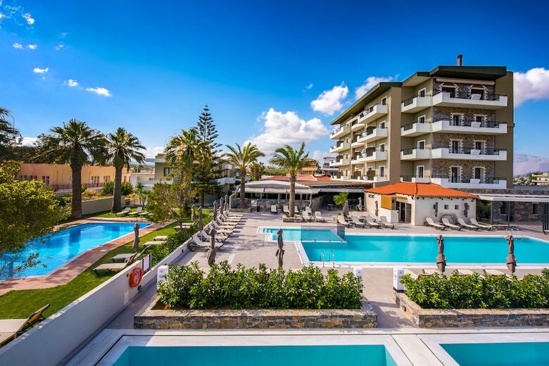 Aparthotel Petousis Hotel & Suites