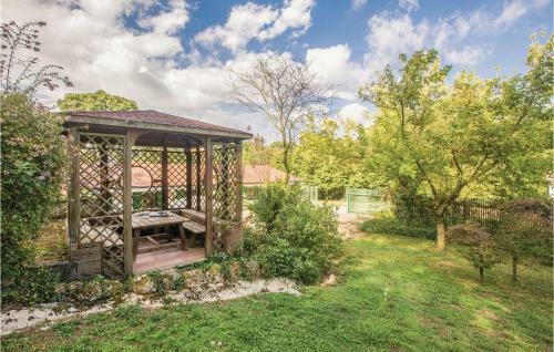 Five-bedroom Holiday Home In Montevirginio Rm